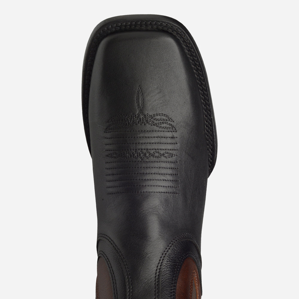 
                  
                    Owen 18 Palomino Negro Orville Brass
                  
                
