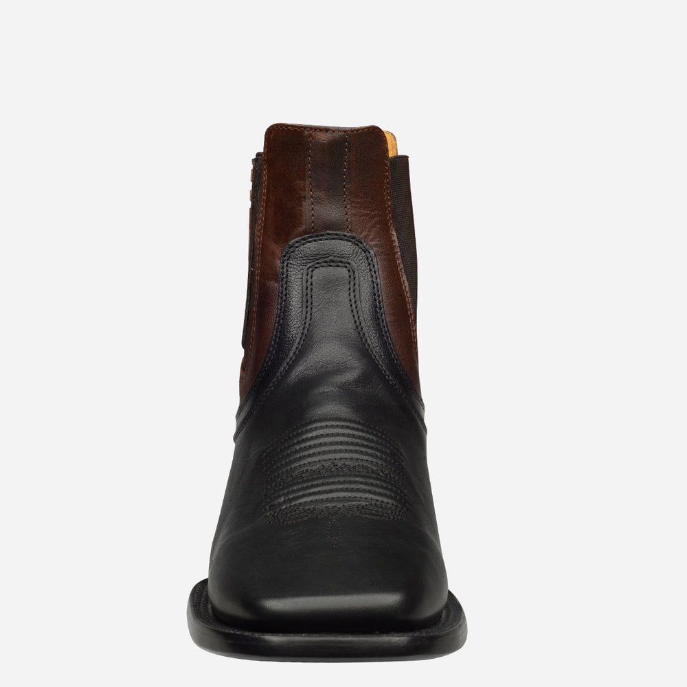 
                  
                    Owen 18 Palomino Negro Orville Brass
                  
                