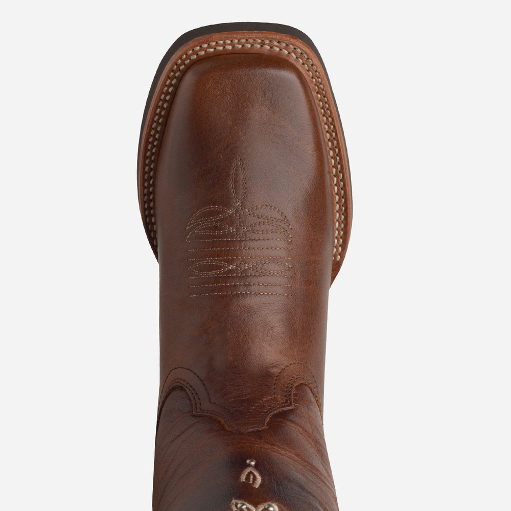 
                  
                    Ivonne 15 Orville Brass
                  
                