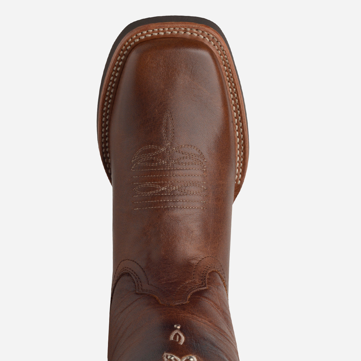 
                  
                    Ivonne 15 Orville Brass
                  
                